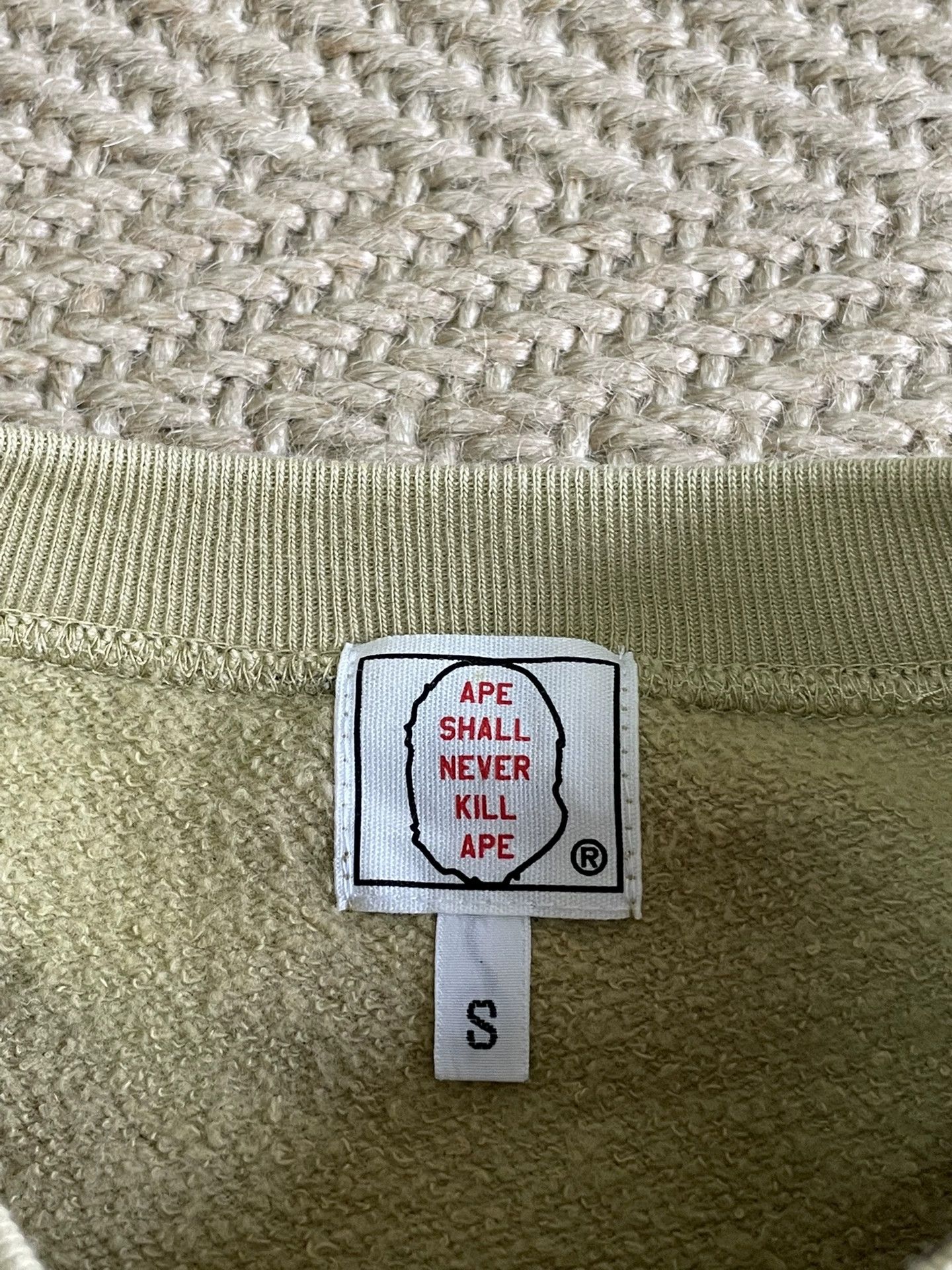 Bape BAPE 1ST CAMO YELLOW RHINESTONE SS CREW SWEATSHIRT S Size US S / EU 44-46 / 1 - 6 Thumbnail