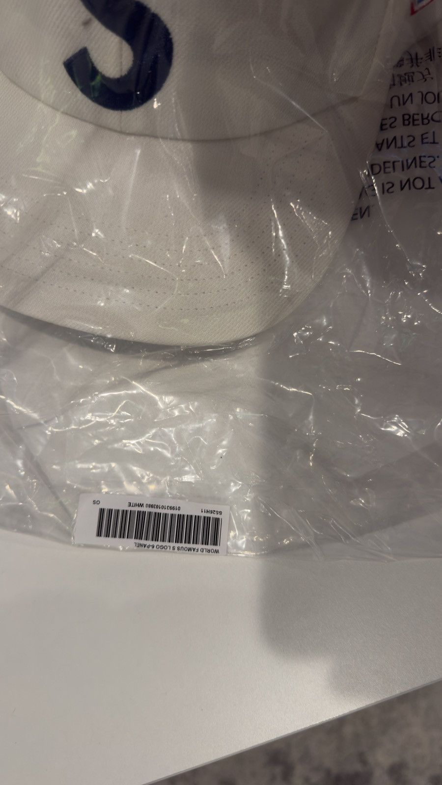 Supreme Supreme World Famous S Logo 6-Panel White Snapback OS Size ONE SIZE - 7 Thumbnail
