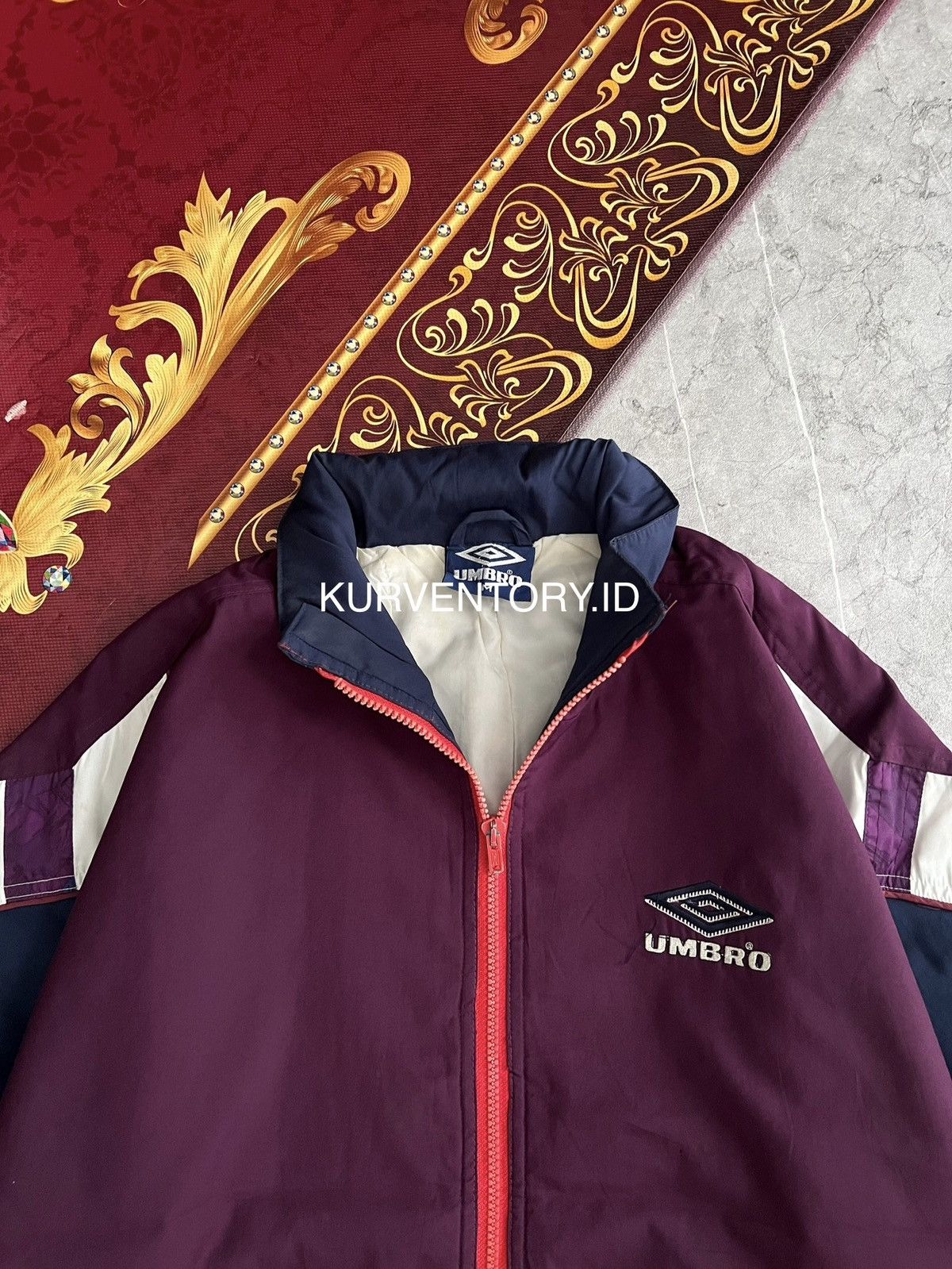 Umbro (SOLD OUT) Vintage Umbro Windbreaker Jacket Size US XL / EU 56 / 4 - 4 Thumbnail