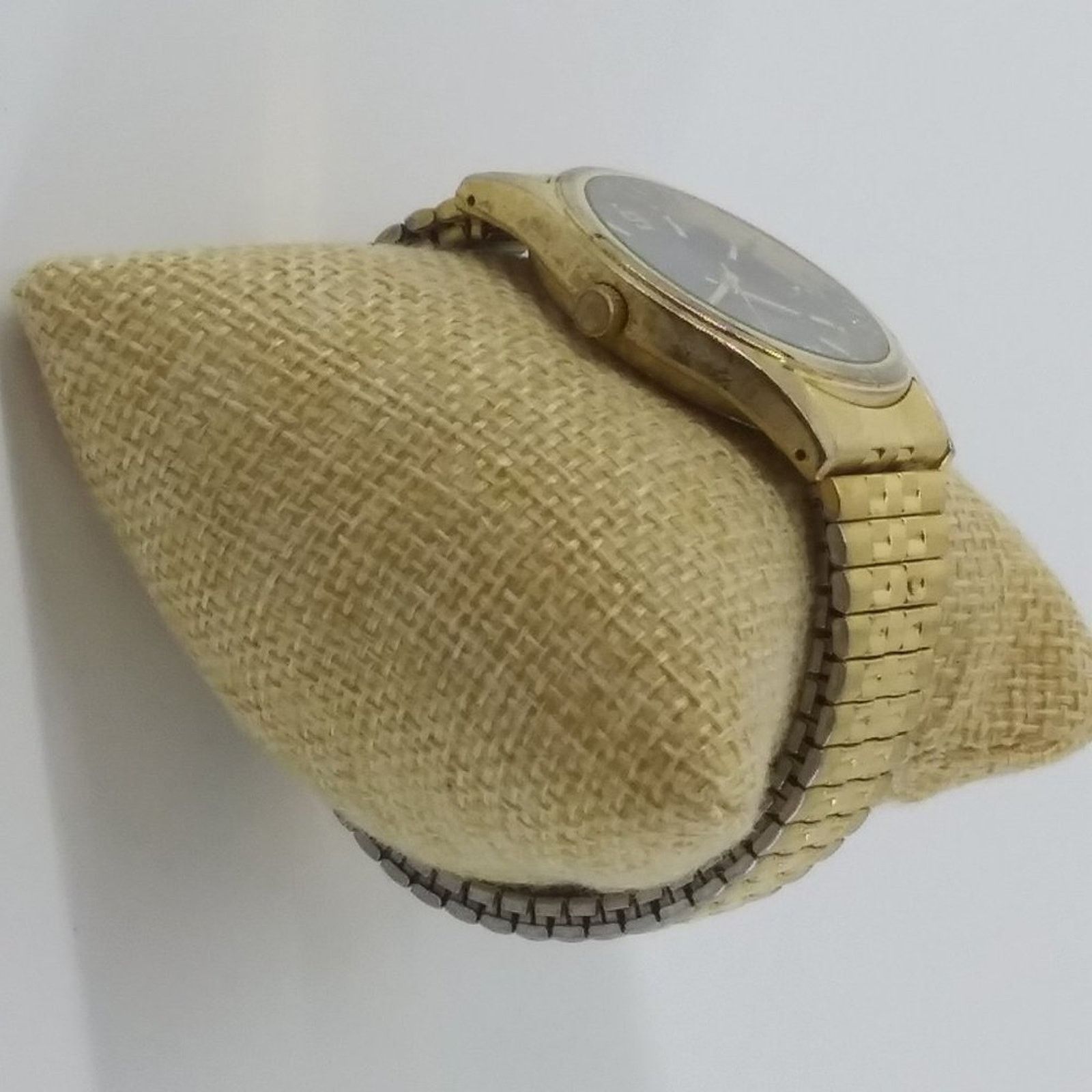 Other Vintage Men's LTD Gold Tone Bracelet Wristwatch Stainless Size ONE SIZE - 10 Thumbnail