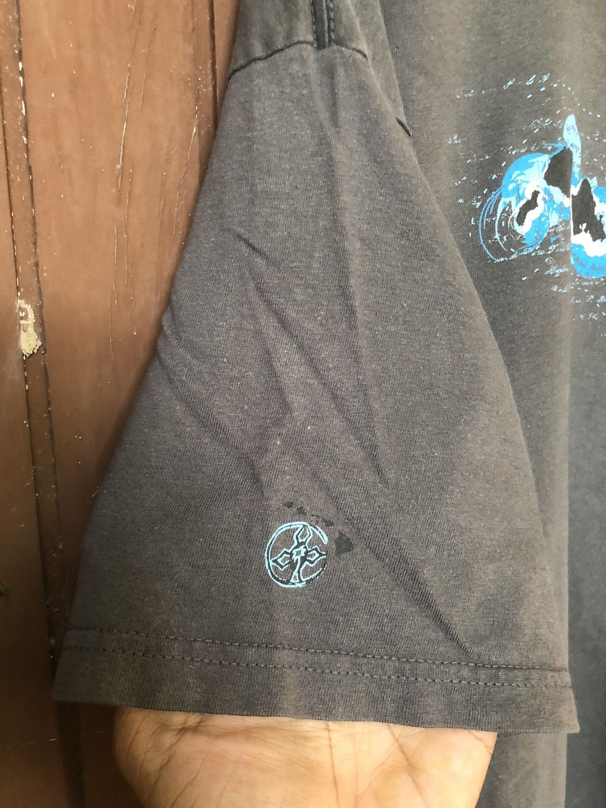 Quiksilver Vintage Local Motion Surfwear Centre Logo Tee Size US L / EU 52-54 / 3 - 6 Thumbnail