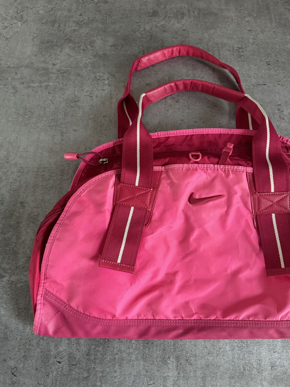 Nike × Vintage Nike Bag Vintage Training Pink 00s Y2K Crazy Swoosh Logo Size ONE SIZE - 2 Thumbnail