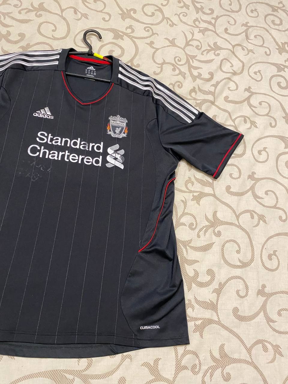 Adidas Adidas Liverpool FC Pinstripe “Standard Chartered” Jersey Size US XL / EU 56 / 4 - 5 Thumbnail