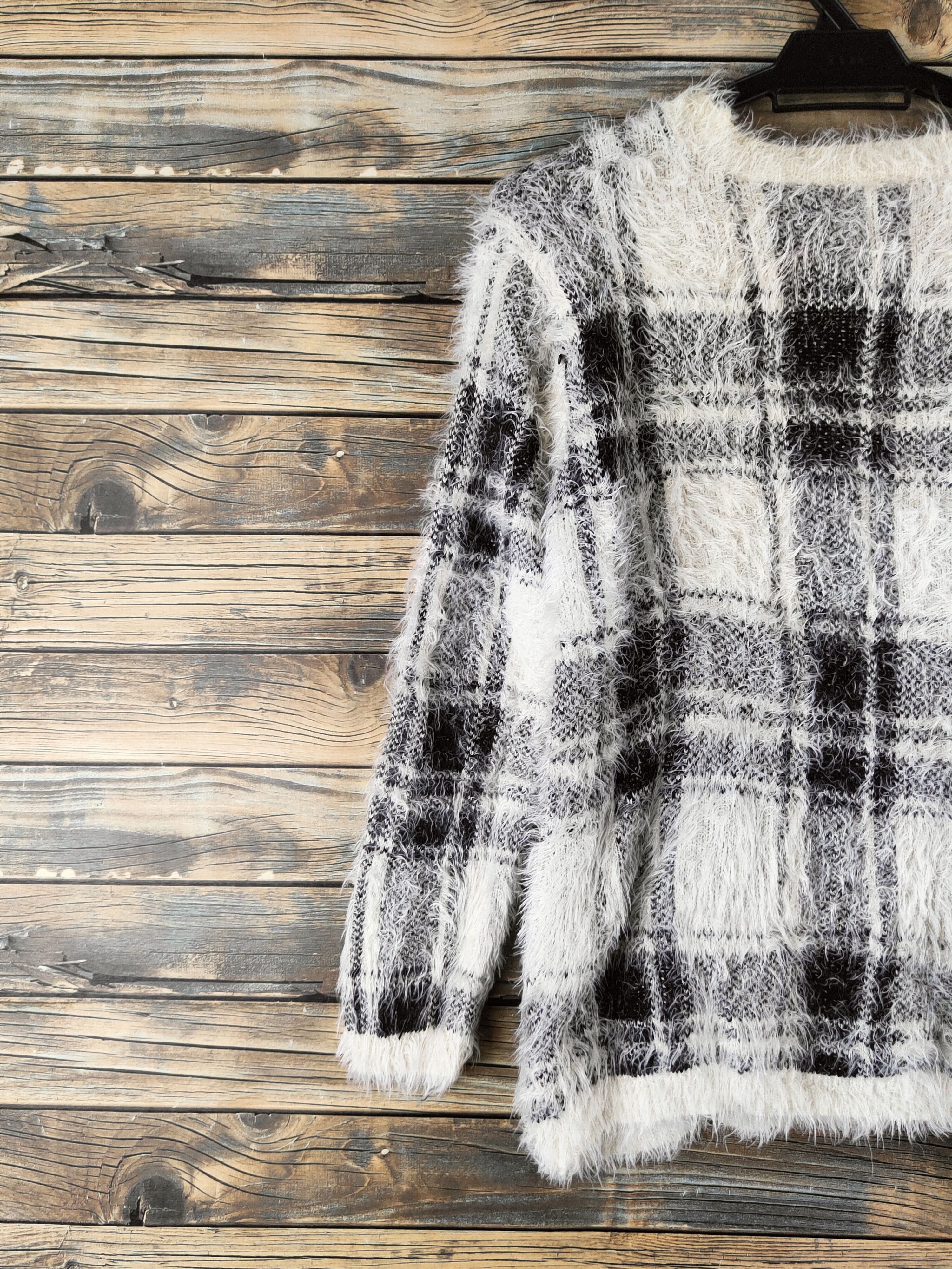 Japanese Brand DL Japanese Brand Black White Fur Mohair Knitwear #46-983 Size S / US 4 / IT 40 - 8 Thumbnail