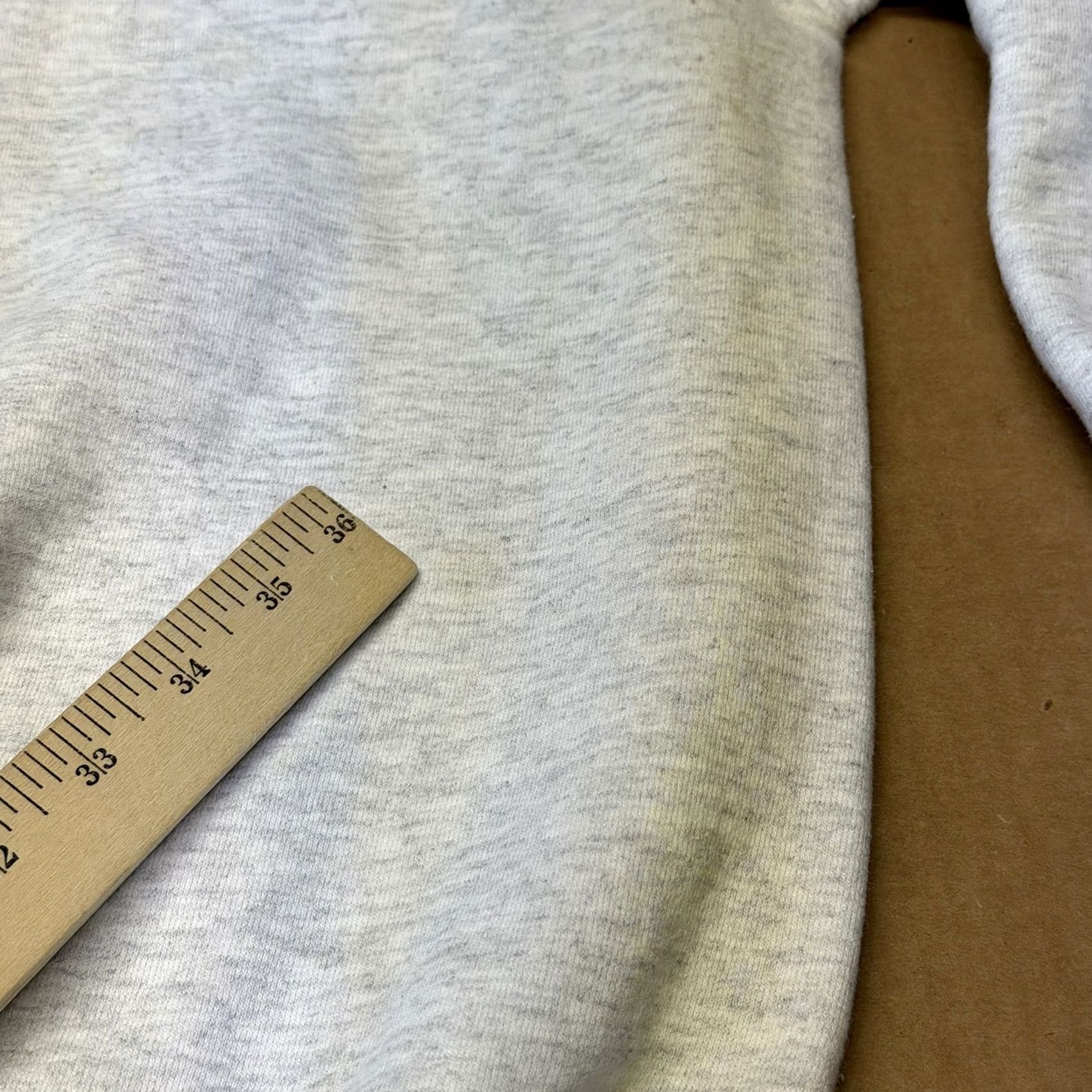 Hanes VINTAGE Hanes Sweatshirt Mens Medium Gray Star Trek Enterprise 2004 Fleece Shirt Mens Size US M / EU 48-50 / 2 - 7 Thumbnail