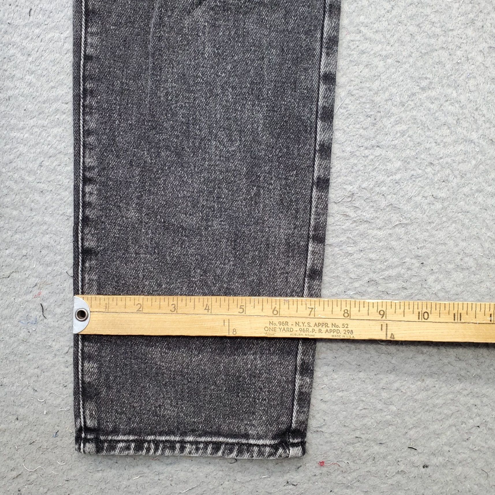 Pacsun PacSun Mom Jeans Womens 28 Black Denim Stretch Dark Wash Whiskered Straight Leg Jeans Womens 28 Black PacSun Mom Jeans Size 28" / US 6 / IT 42 - 5 Thumbnail