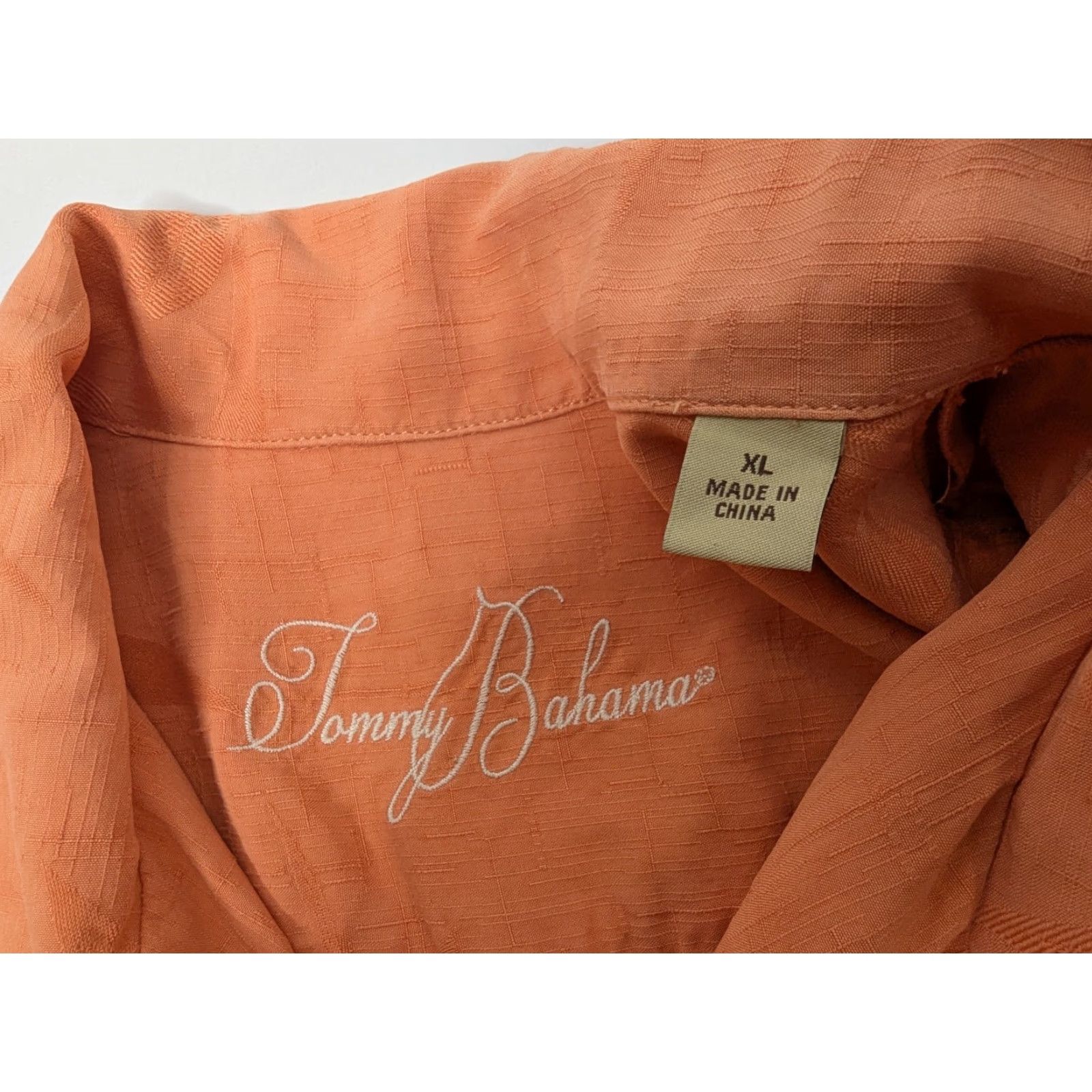 Tommy Bahama Tommy Bahama Shirt Men's XL Orange Silk Hawaiian Floral Pineapple Loop Collar Button-Up Short Sleeve Size US XL / EU 56 / 4 - 7 Thumbnail