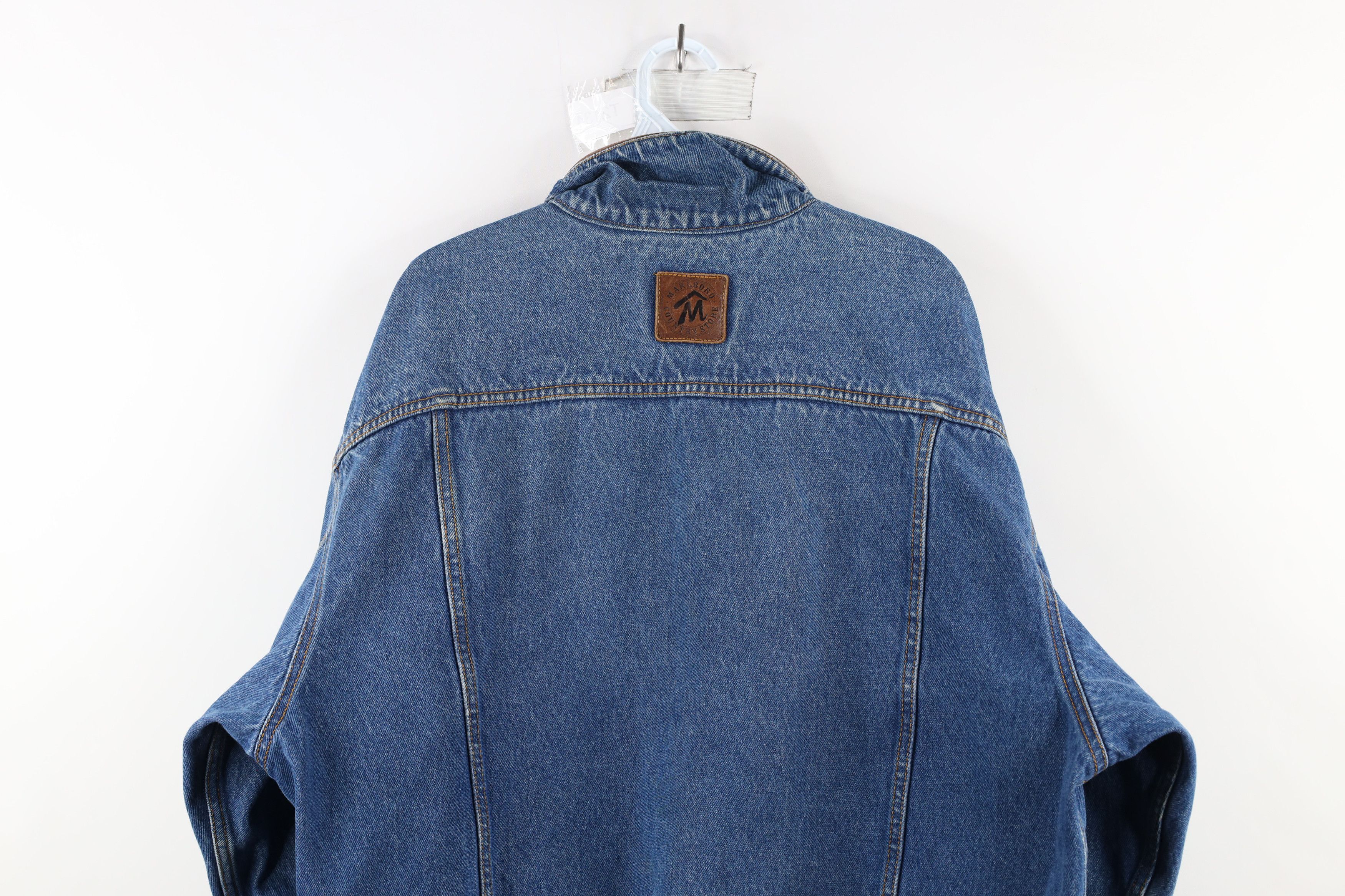 Marlboro × Vintage Vintage 90s Marlboro Leather Collar Denim Trucker Jacket Size US L / EU 52-54 / 3 - 13 Thumbnail