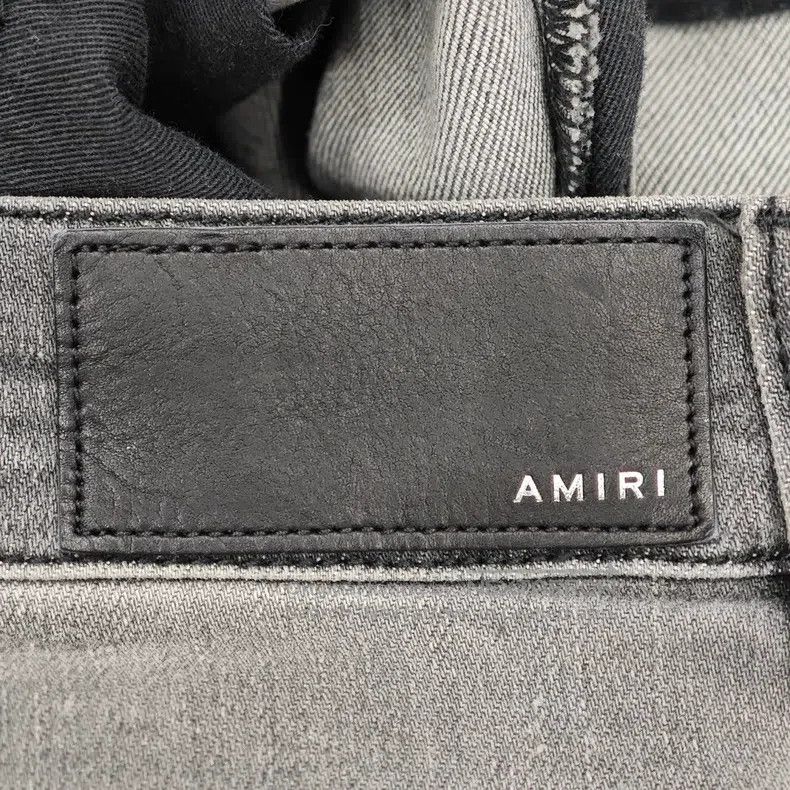 Amiri Amiri Size 32 Grey knife cuts holes in jeans. Size US 32 / EU 48 - 5 Thumbnail