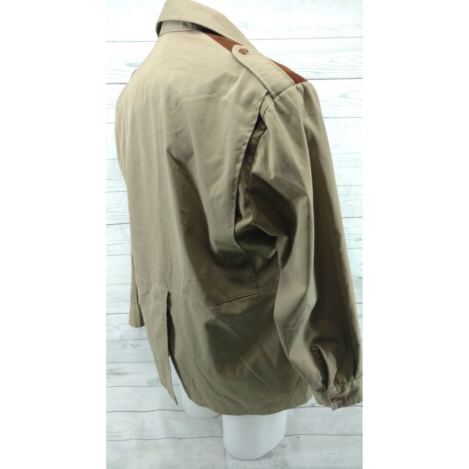 Vintage Woolrich USA Brown Leather Shoulder Patch Hunting Shirt Jacket SZ Large Mens Long Sleeve 1980s G11 Size US L / EU 52-54 / 3 - 6 Thumbnail