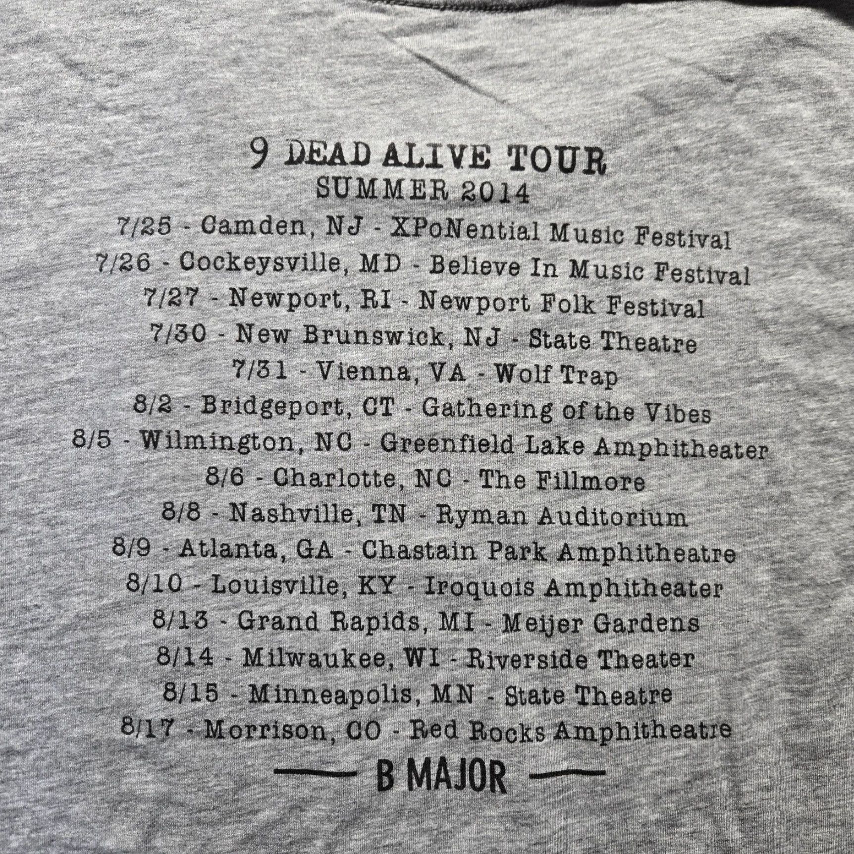 Vintage RODRIGO Y GABRIELA Concert Shirt 9 Dead Alive Tour US Gray 2XL Adult Unisex T-Shirt Band Graphic Tee Size US XXL / EU 58 / 5 - 8 Thumbnail