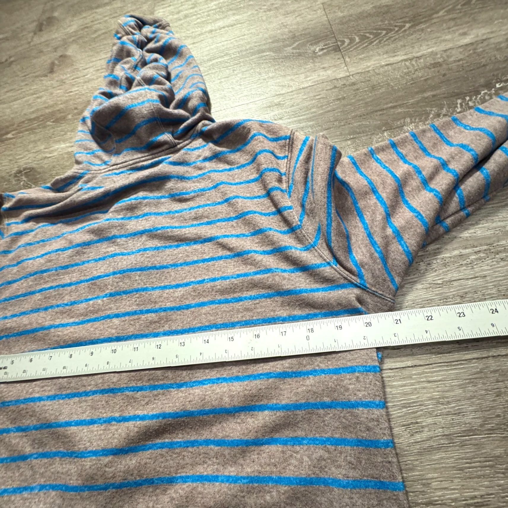 Quiksilver VINTAGE Quiksilver Hoodie Mens Small Gray Blue Stripe Full Zip Casual Lounge Hoodie Mens Small Gray Blue Stripe 90s Quiksilver Size US S / EU 44-46 / 1 - 7 Thumbnail