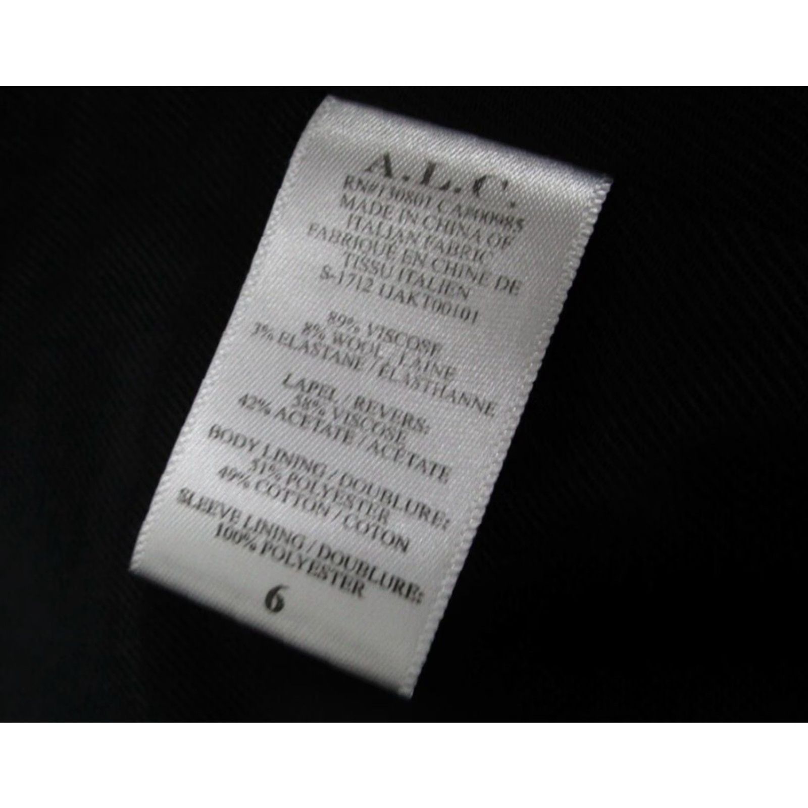 Vintage BARNEYS NEW YORK A.L.C. Jacket Women 6 Blazer One-Button Notch Short Black Wool Blend Viscose Blend Size M / US 6-8 / IT 42-44 - 4 Thumbnail
