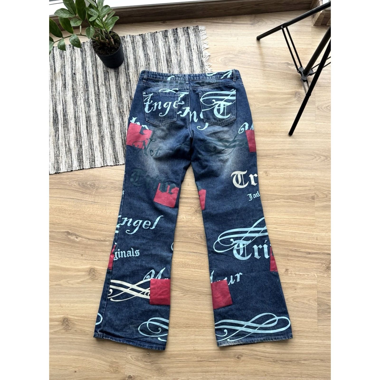 Jaded London VINTAGE Jaded London Angel Printed Flared Bootcut Low Rise Jeans Pants Size 30 S Denim Blue Men's Jeans 90s Streetwear Size US 30 / EU 46 - 4 Thumbnail