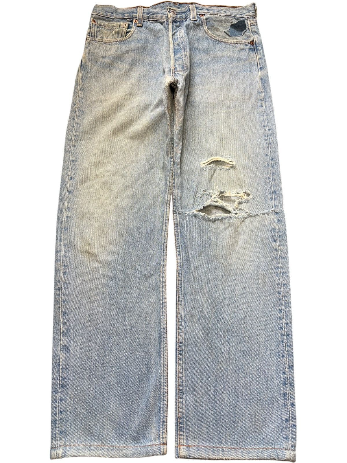 Vintage 90s Levis 501 Classic Wash Distress Loose Jeans