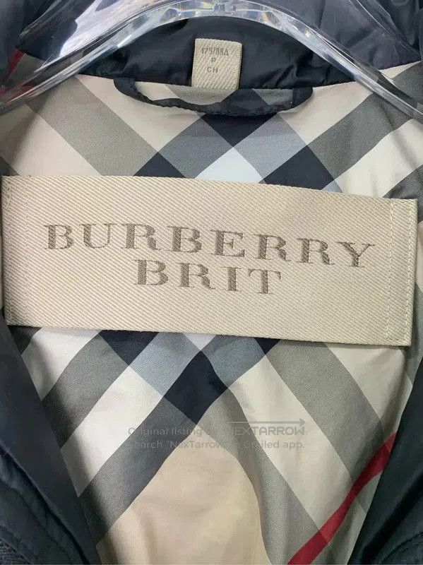 Burberry Burberry Black Nylon Women's Down Jacket. Size S / US 4 / IT 40 - 5 Thumbnail