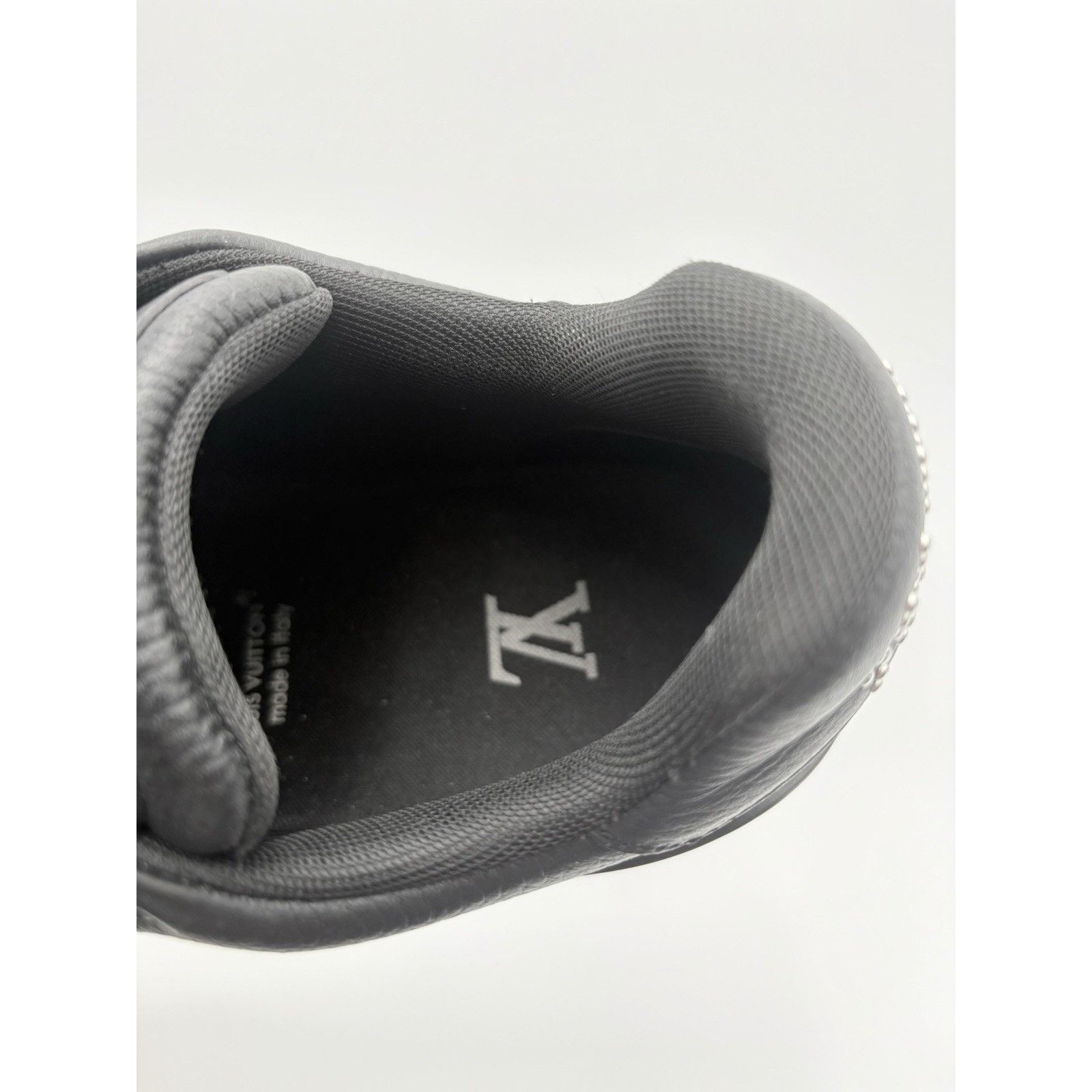 Louis Vuitton 9-9.5 Louis Vuitton Studded Trainer ' Black ' | SUPER CLEAN! Size US 9 / EU 42 - 6 Thumbnail