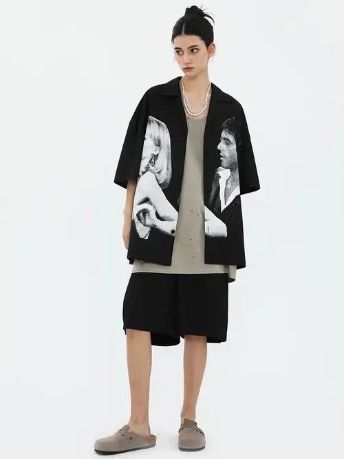 Japanese Brand Movie themed portrait print retro short sleeved shirt blouse Size US M / EU 48-50 / 2 - 4 Thumbnail