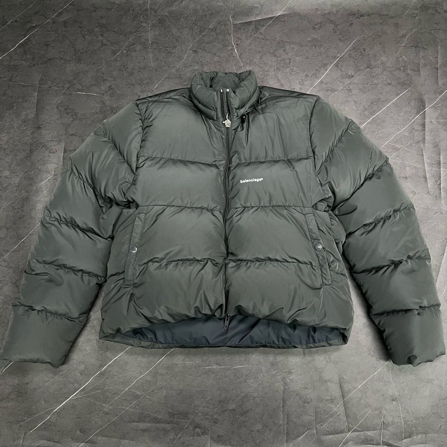 Balenciaga Balenciaga Down Gray Heavy Coat 48 Men Size US XL / EU 56 / 4 - 1 Thumbnail