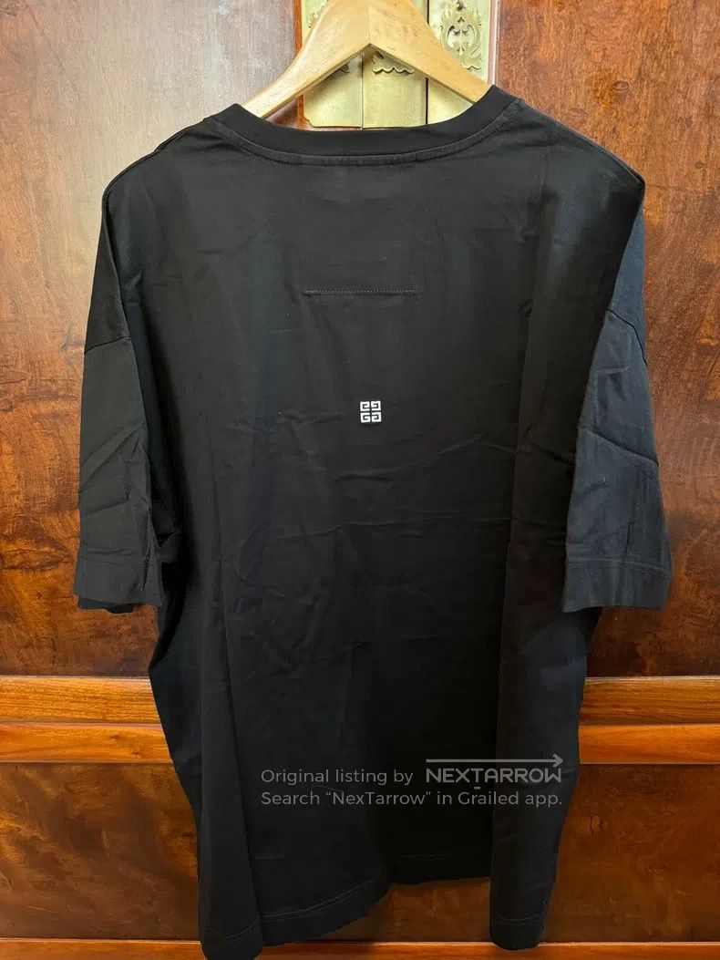 Givenchy Givenchy Classic shield logo short-sleeve T-shirt Size US XXL / EU 58 / 5 - 6 Thumbnail