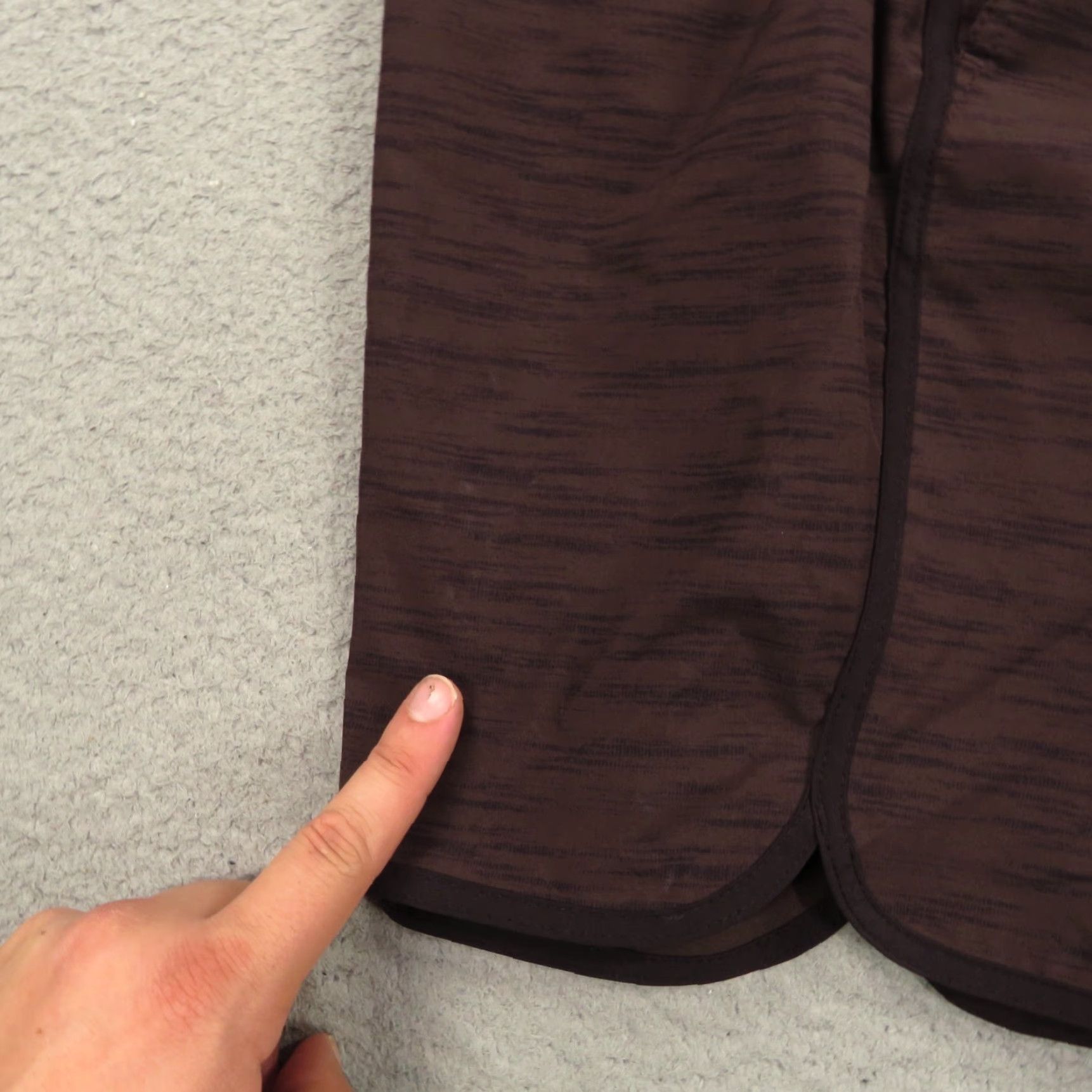 Vuori Vuori Banks Shorts Small 7" Mens Linerless Cherry Black Heather Performance V330 Size US 29 - 5 Thumbnail