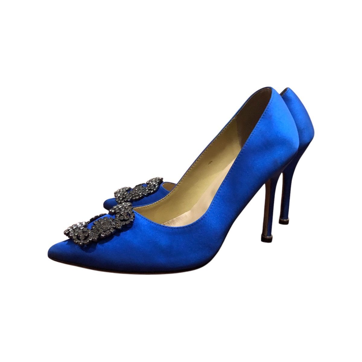 Manolo Blahnik Manolo Blahnik Hangisi 90 Size US 7 / IT 37 - 2 Thumbnail