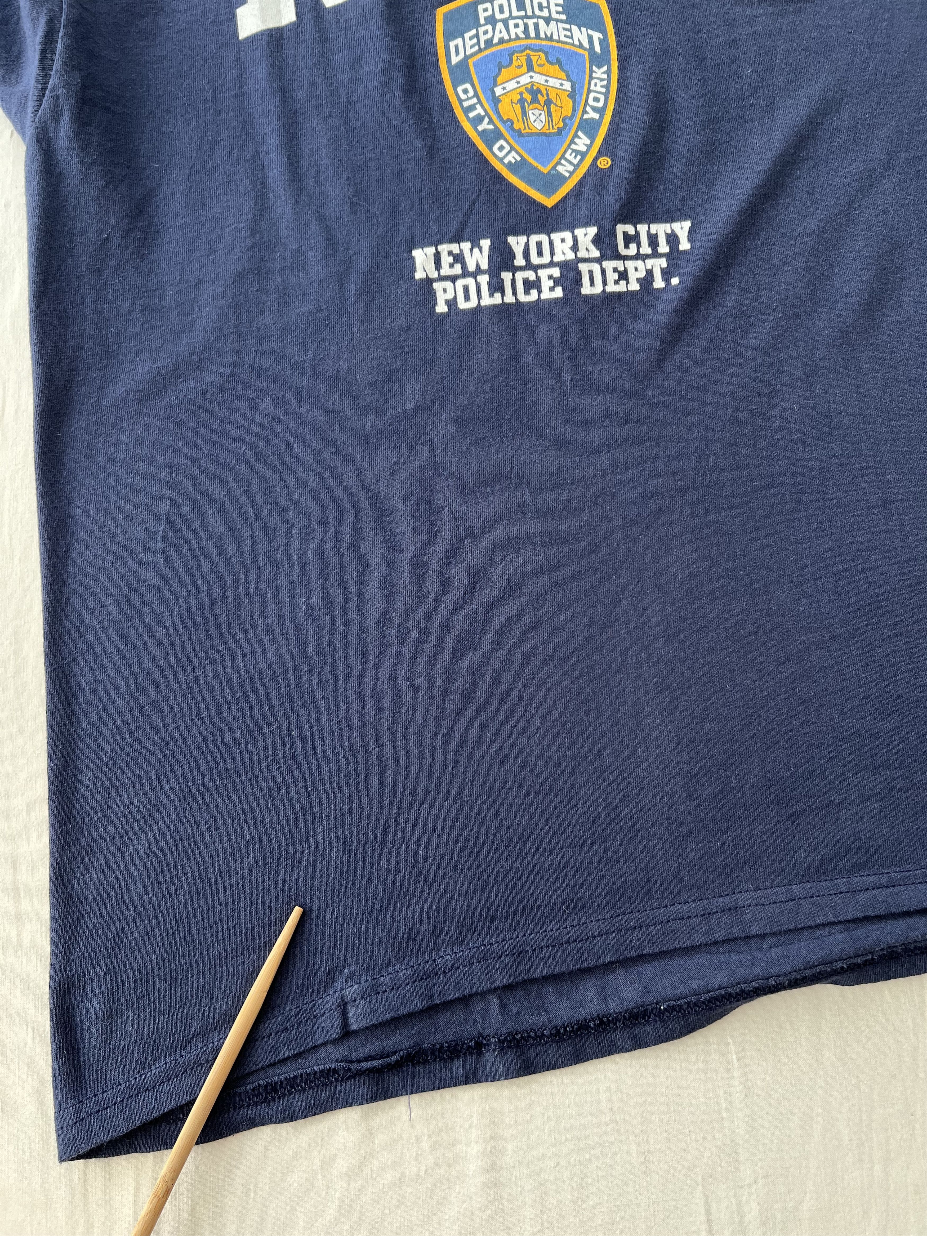 Vintage Vintage 2009 NYPD New York City Police Dept Navy T-shirt Size US L / EU 52-54 / 3 - 6 Thumbnail