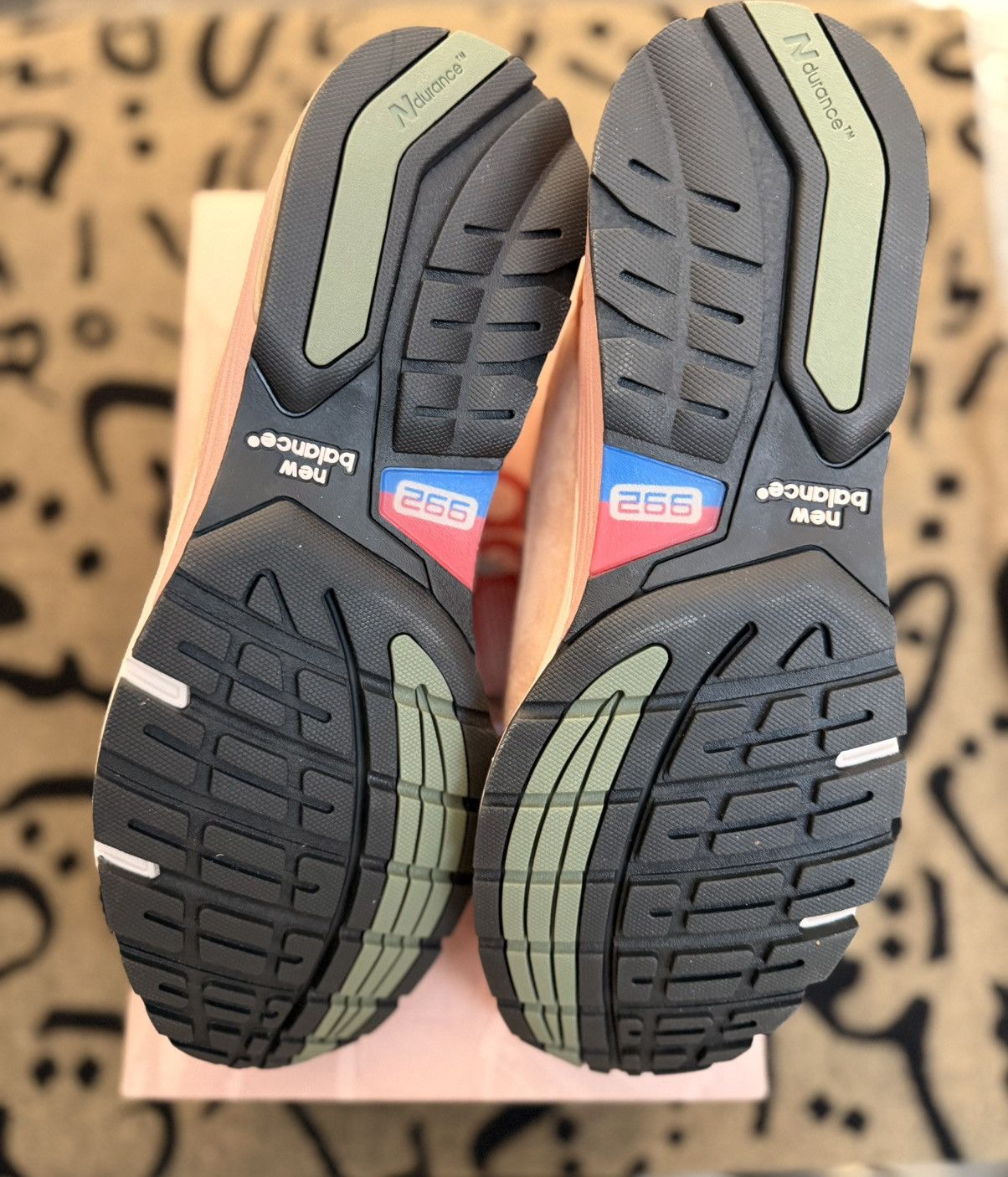Joe Freshgoods × New Balance Joe Freshgoods 992 MiUSA “AGED WELL” JFG Size US 9 / EU 42 - 7 Thumbnail