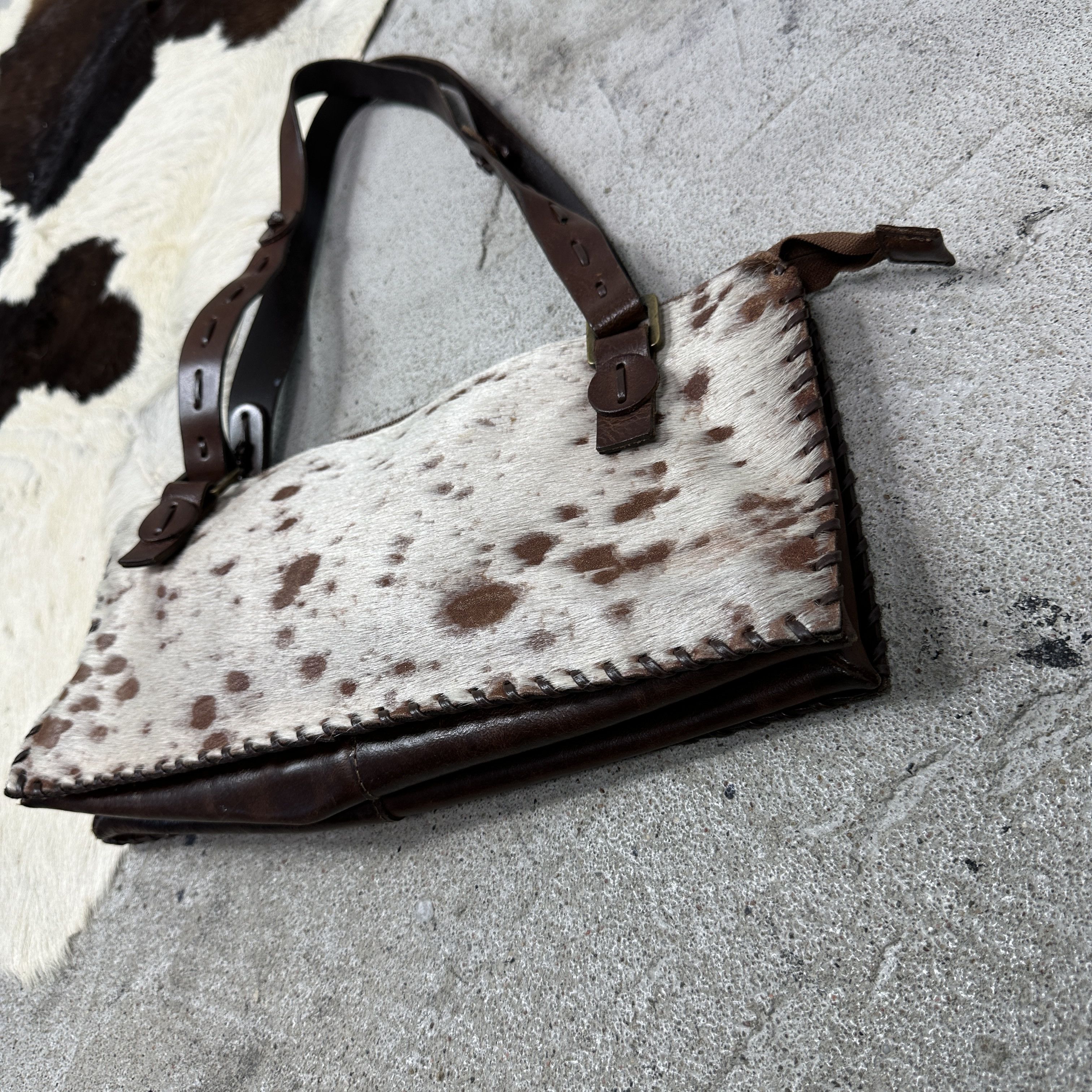 Vintage Vintage Avant Garde Leather Cowhide Baguette Bag Y2K Size ONE SIZE - 3 Thumbnail