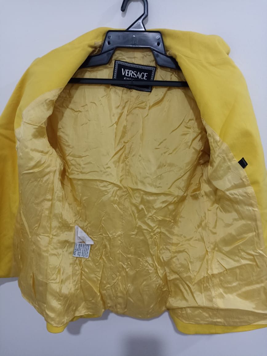 Versace Vintage Yellow Versace Blazzer Size 34S - 4 Thumbnail