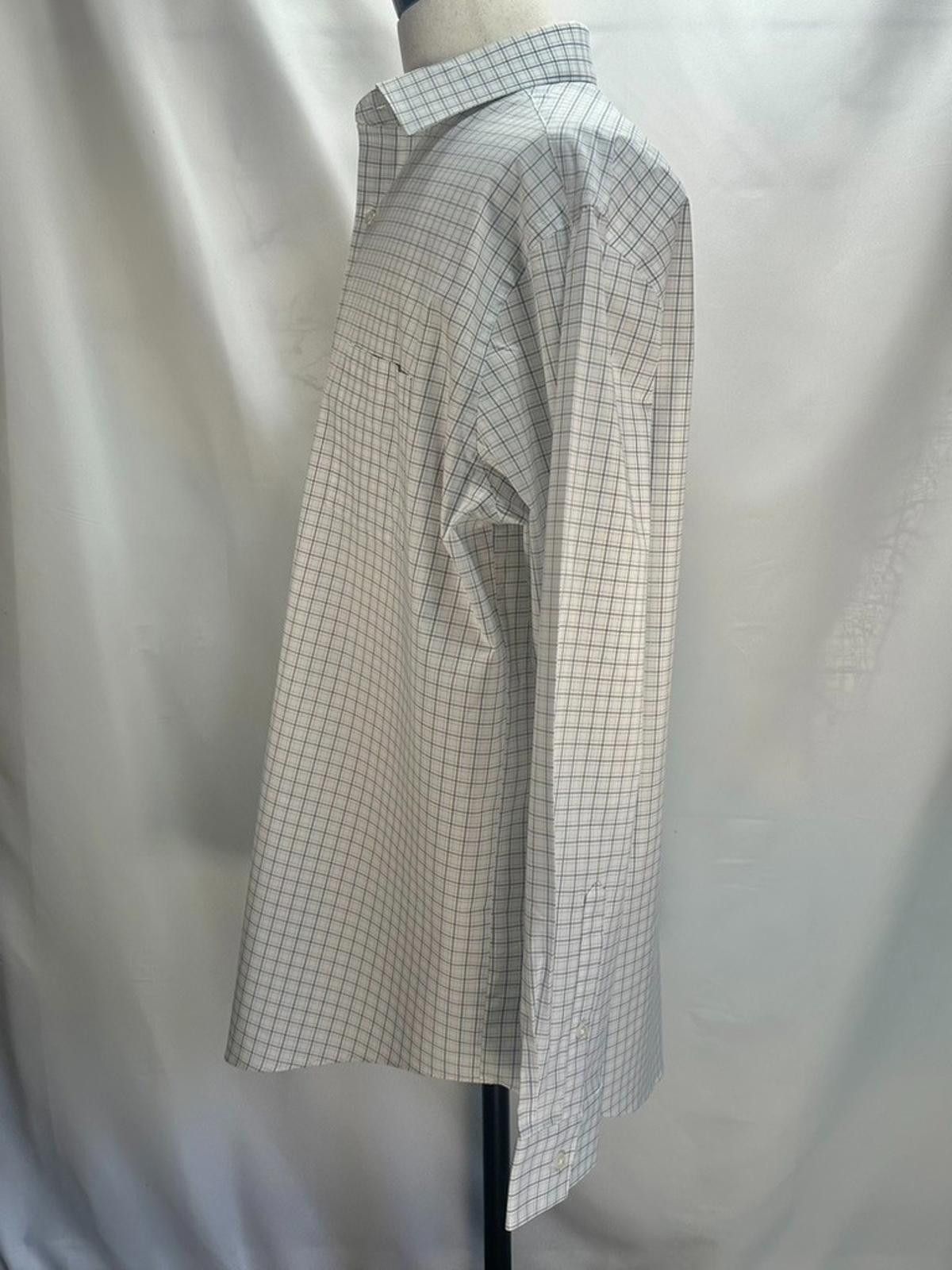 Van Heusen Van Heusen Wrinkle Free Stain Shield Reg. Fit White Men's XL Size 44R - 2 Thumbnail