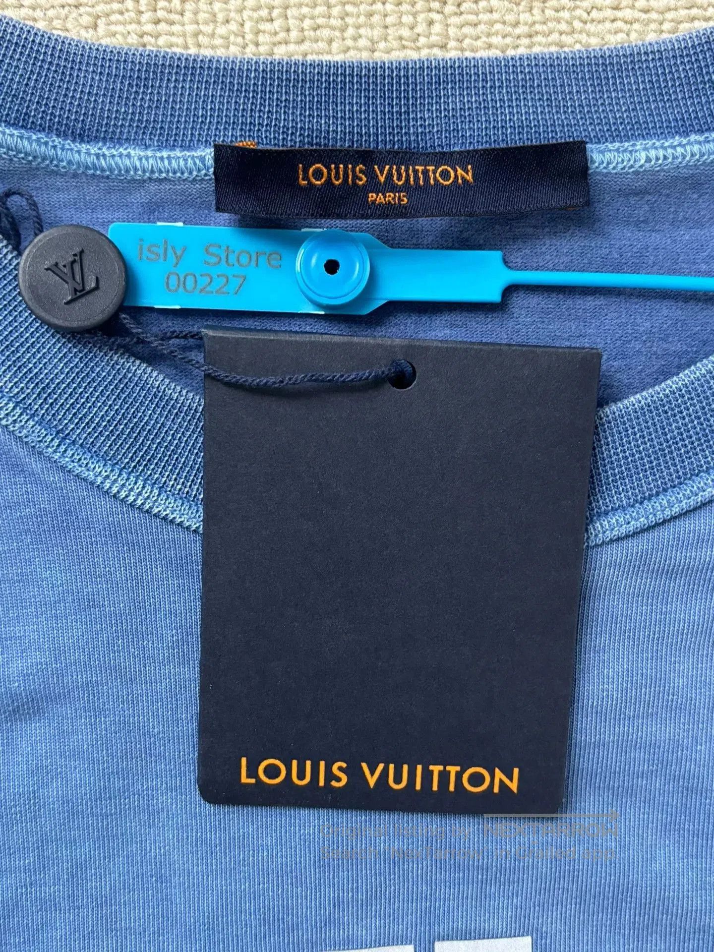 Louis Vuitton Louis Vuitton Reflective Logo T-Shirt. Size US S / EU 44-46 / 1 - 5 Thumbnail