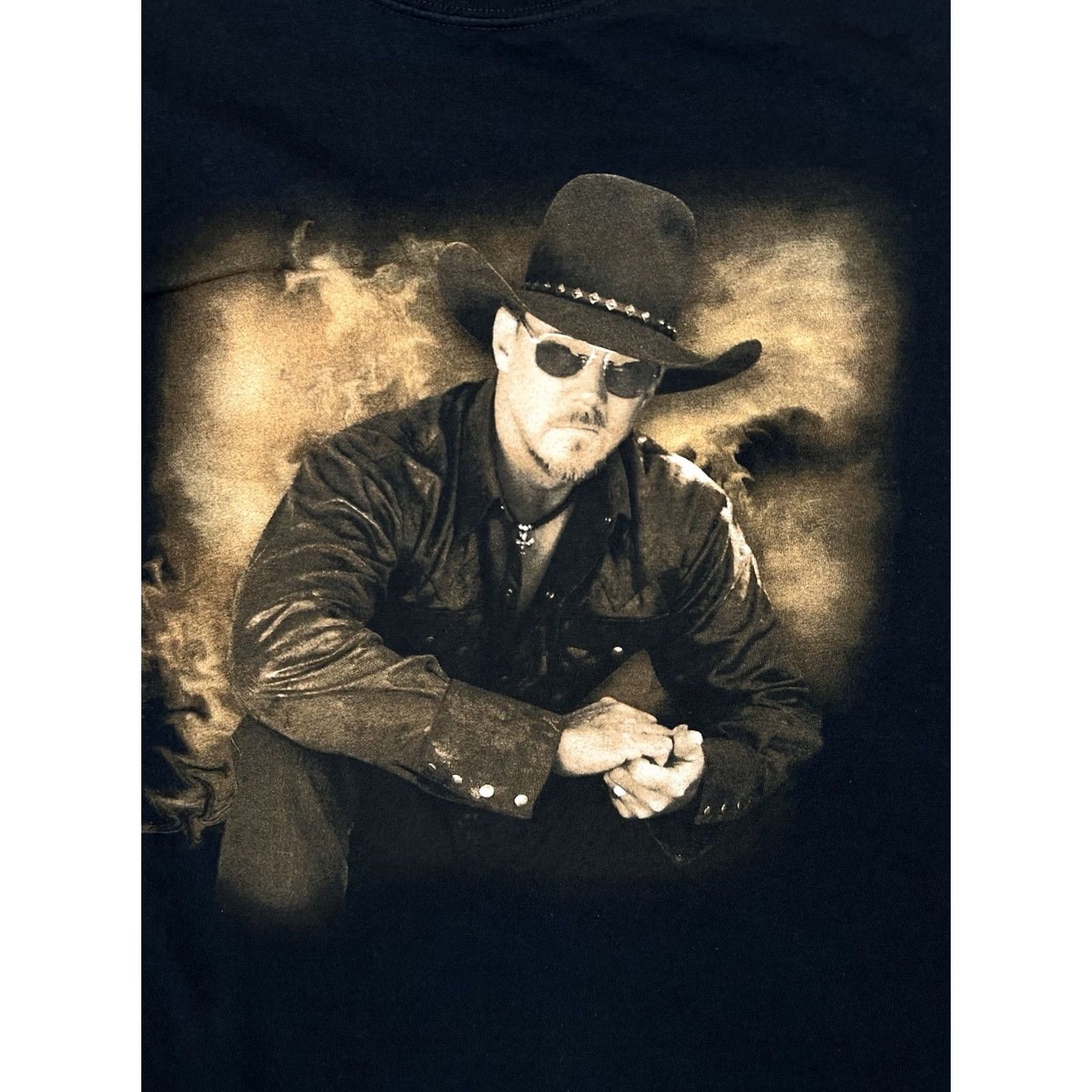 Anvil VINTAGE Trace Adkins "Dangerous Man" On Tour Concert Tour 2006 T-Shirt L Black Cotton Crew Neck Short Sleeve Men Cowboy Music Double-Sided Mens Size US L / EU 52-54 / 3 - 4 Thumbnail