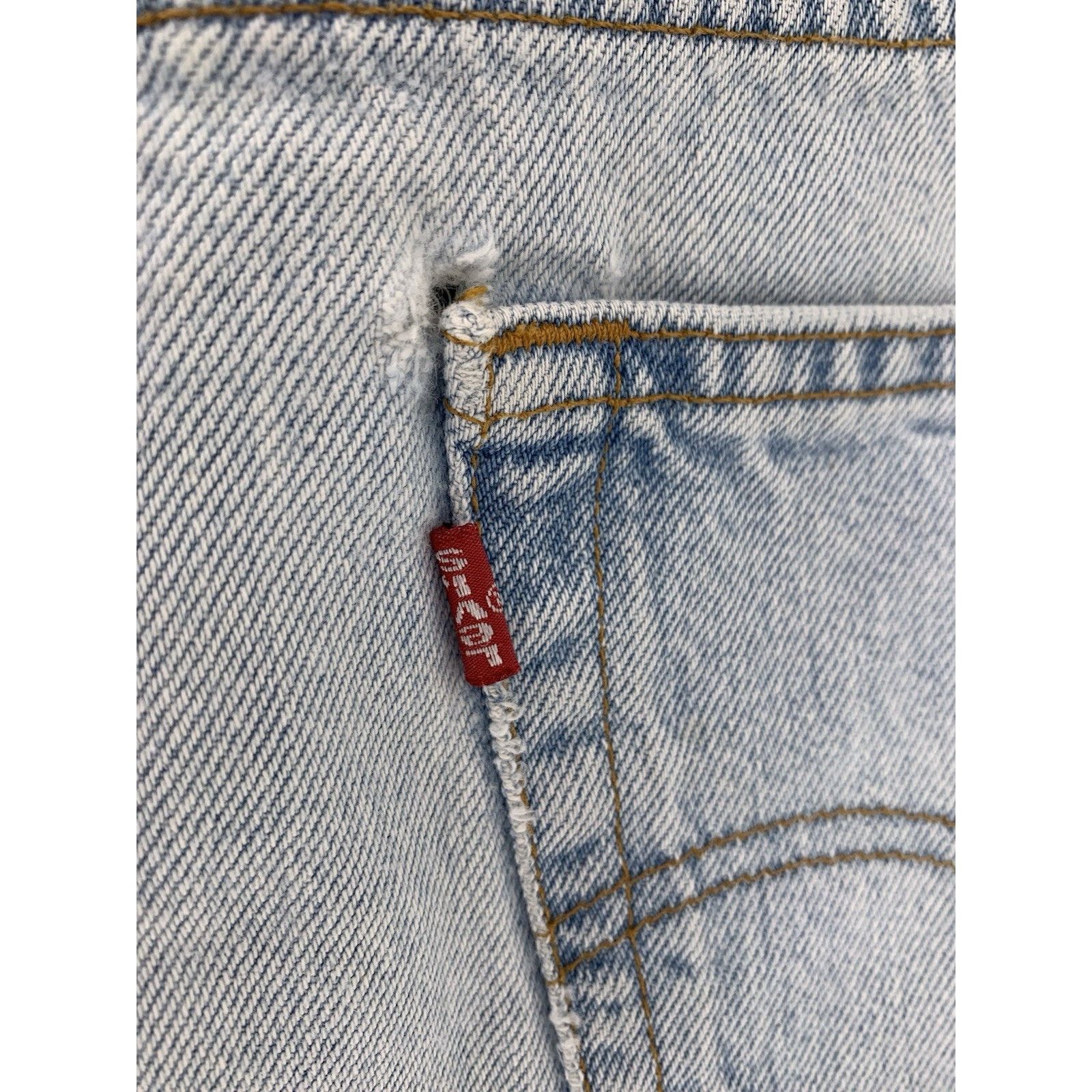 Levi's VTG Levi’s 550 Jeans 38x30 Blue Relaxed Fit USA Thrashed Size US 38 / EU 54 - 4 Thumbnail