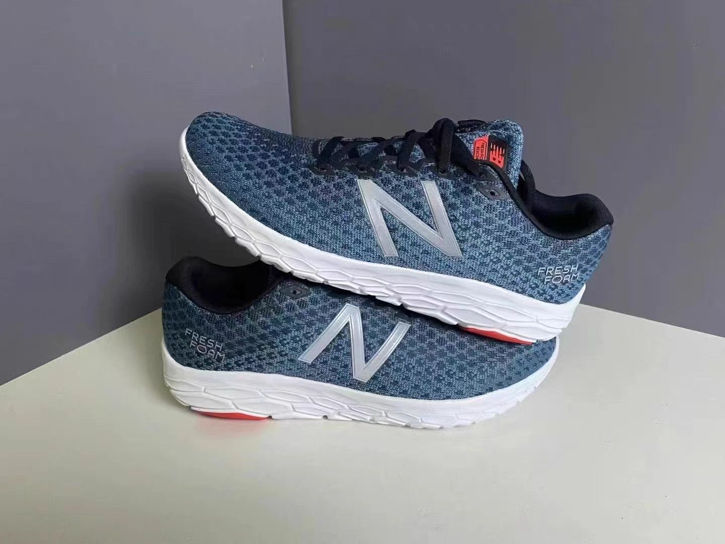 New Balance New Balance Fresh Foam Beacon Blue/Silver Running Shoes K15 Size US 12 / EU 45 - 4 Thumbnail