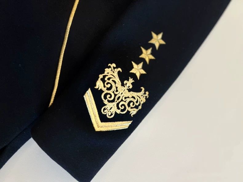 Versace Versace Black embroidered coat coat Size US M / EU 48-50 / 2 - 3 Thumbnail