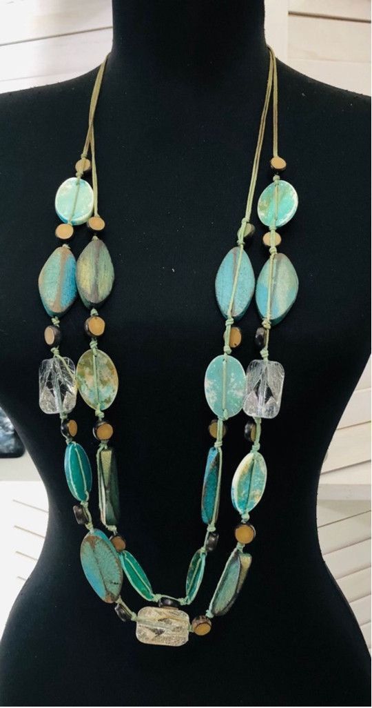 Vintage Vintage Wooden Necklace Bracelet Earrings Set Turquoise Blue Size ONE SIZE - 3 Thumbnail