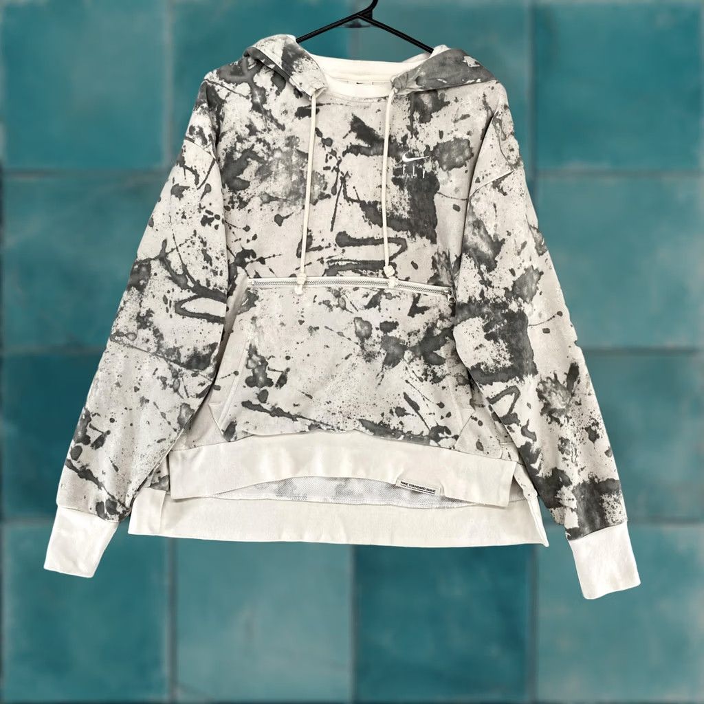 Nike Nike Hoodie Mens Medium FLY Dri-FIT Standard Issue Tie Dye Sweatshirt Y2K Grunge Size US M / EU 48-50 / 2 - 1 Thumbnail