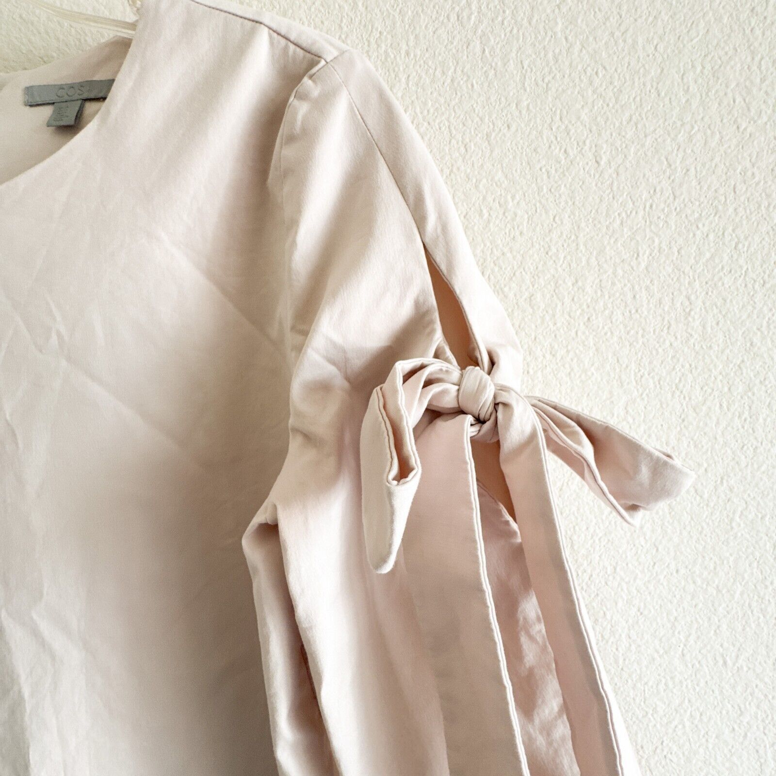 Cos COS Bow Sleeve Ties Accent Long Sleeve Top Beige Taupe Sz 6 Size M / US 6-8 / IT 42-44 - 4 Thumbnail
