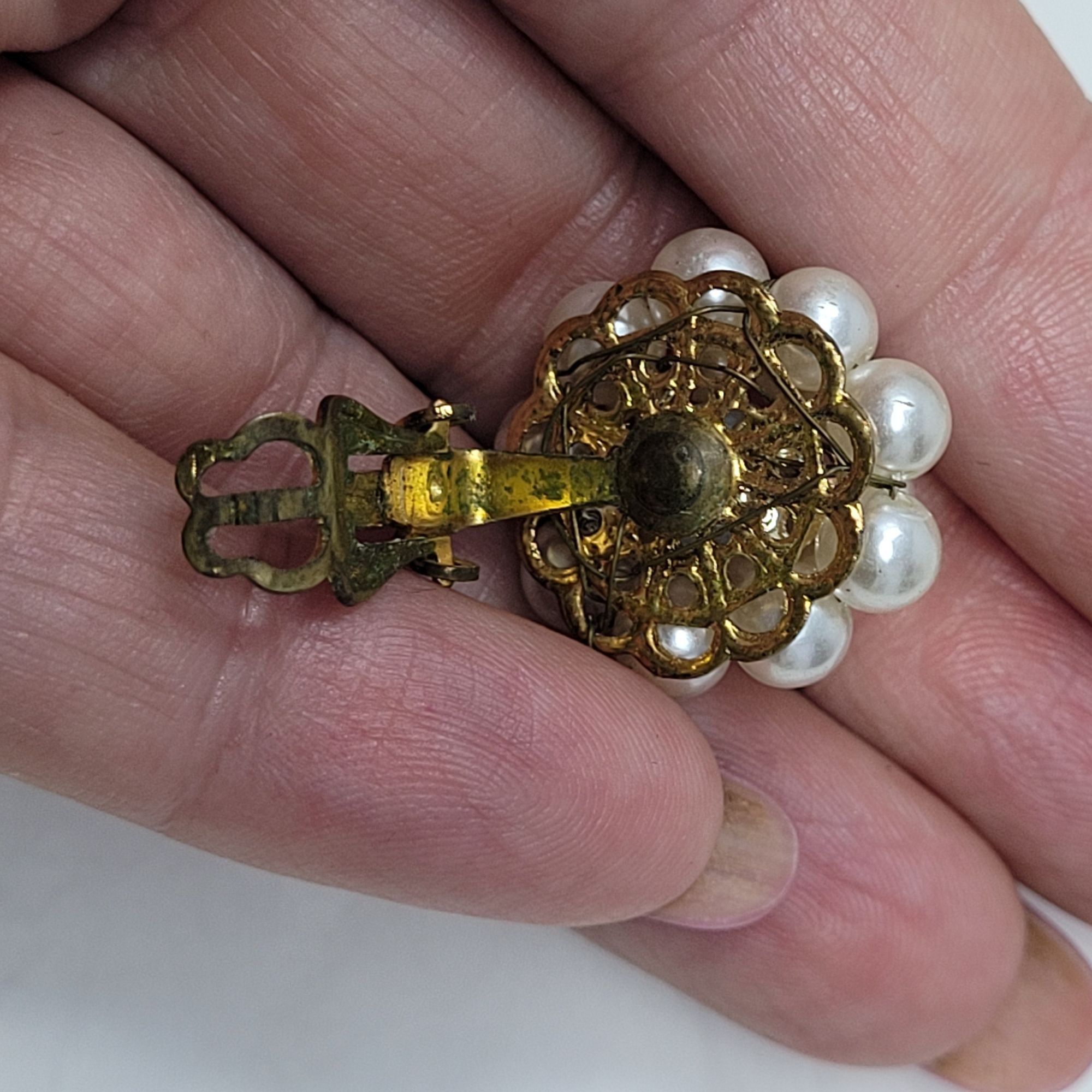 Vintage Vtg 50s Signed Japan Gold Tone Faux Pearl Clip-On Earrings Size ONE SIZE - 5 Thumbnail