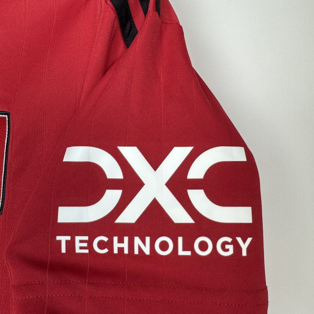 Adidas MANCHESTER UNITED 2022 2023 HOME FOOTBAL SHIRT SOCCER JERSEY Size US S / EU 44-46 / 1 - 15 Thumbnail