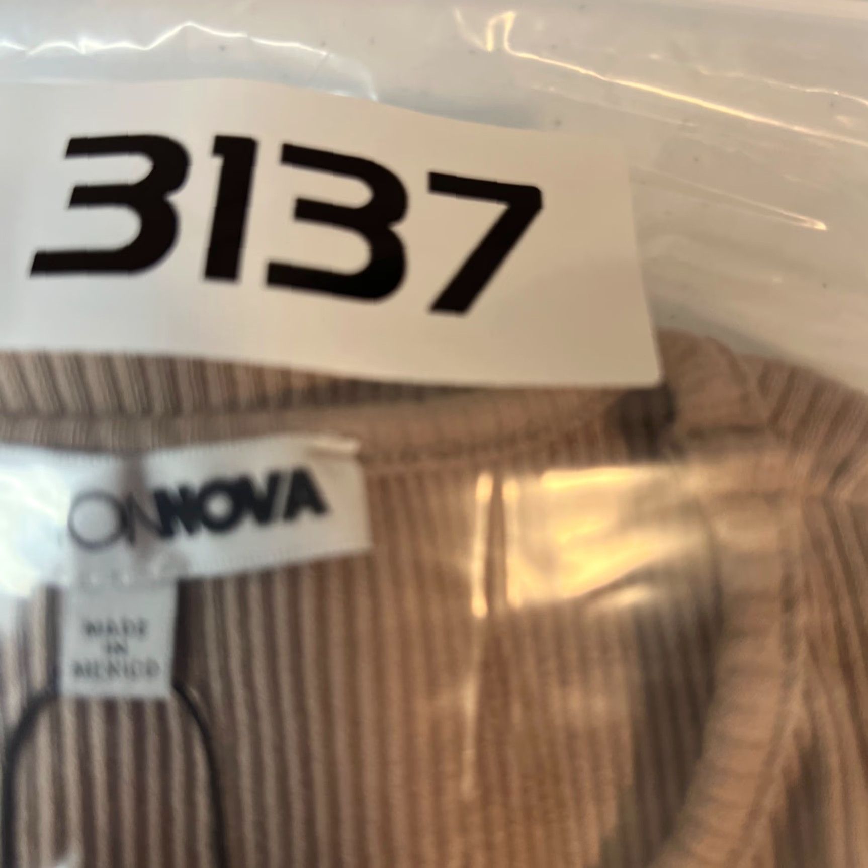 Fashion Nova Fashion Nova Long Sleeve Bodysuit Kim Out Cut Bodysuit Womens Size Small NEW! Size S / US 4 / IT 40 - 8 Thumbnail