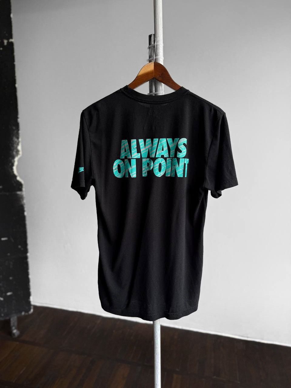 Nike Nike Mens Black Crew T-Shirt Never on Time Always on Point Size US M / EU 48-50 / 2 - 2 Thumbnail