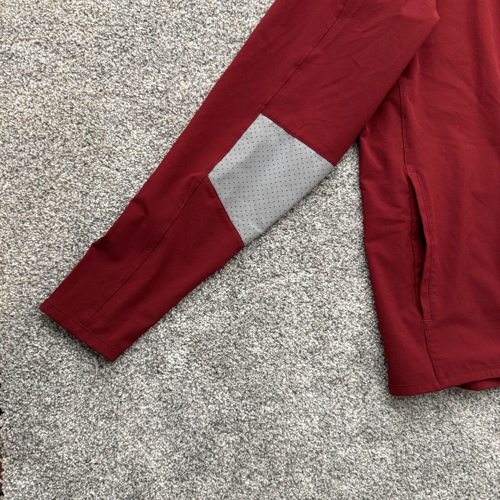 Under Armour Under Armour Jacket Mens Small Red Gray HeatGear Full Zip Athletic Windbreaker Size US S / EU 44-46 / 1 - 3 Thumbnail