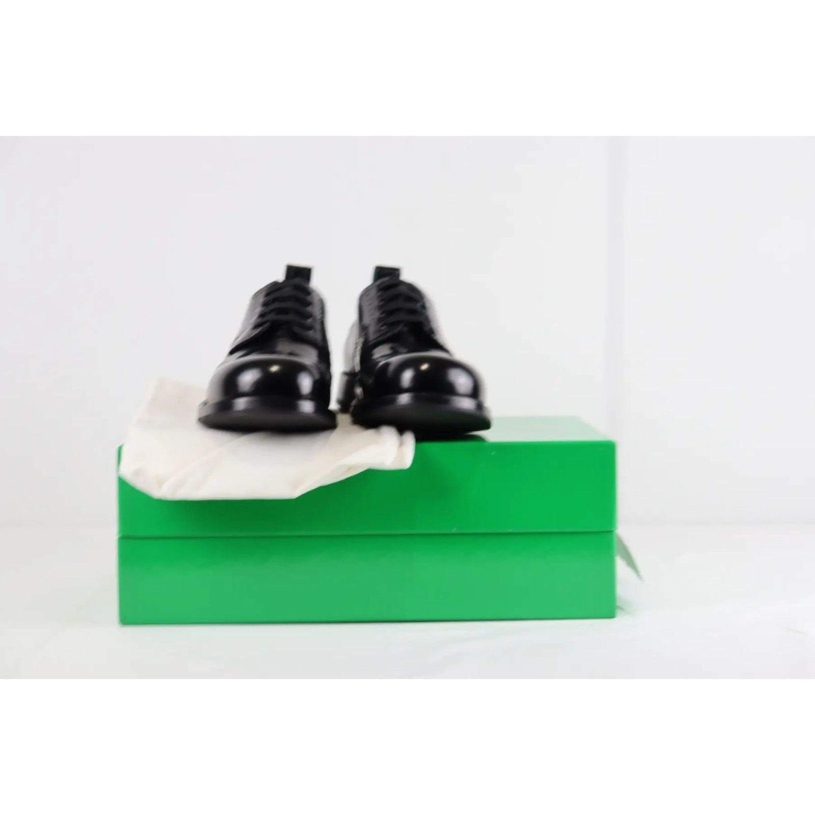 Bottega Veneta o1rshd Lace Up Leather Boots in Gloss Vinyl in Black Size US 9 / EU 42 - 10 Thumbnail