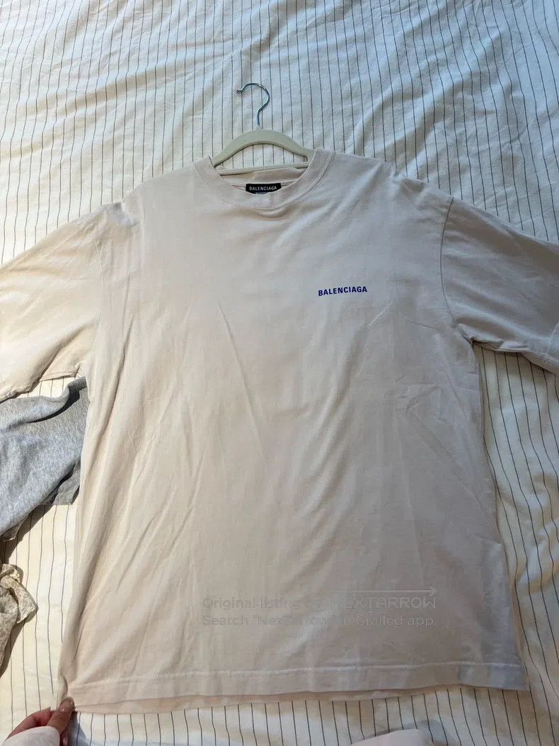 Balenciaga Balenciaga Front and back lettering short-sleeve Size US S / EU 44-46 / 1 - 2 Thumbnail