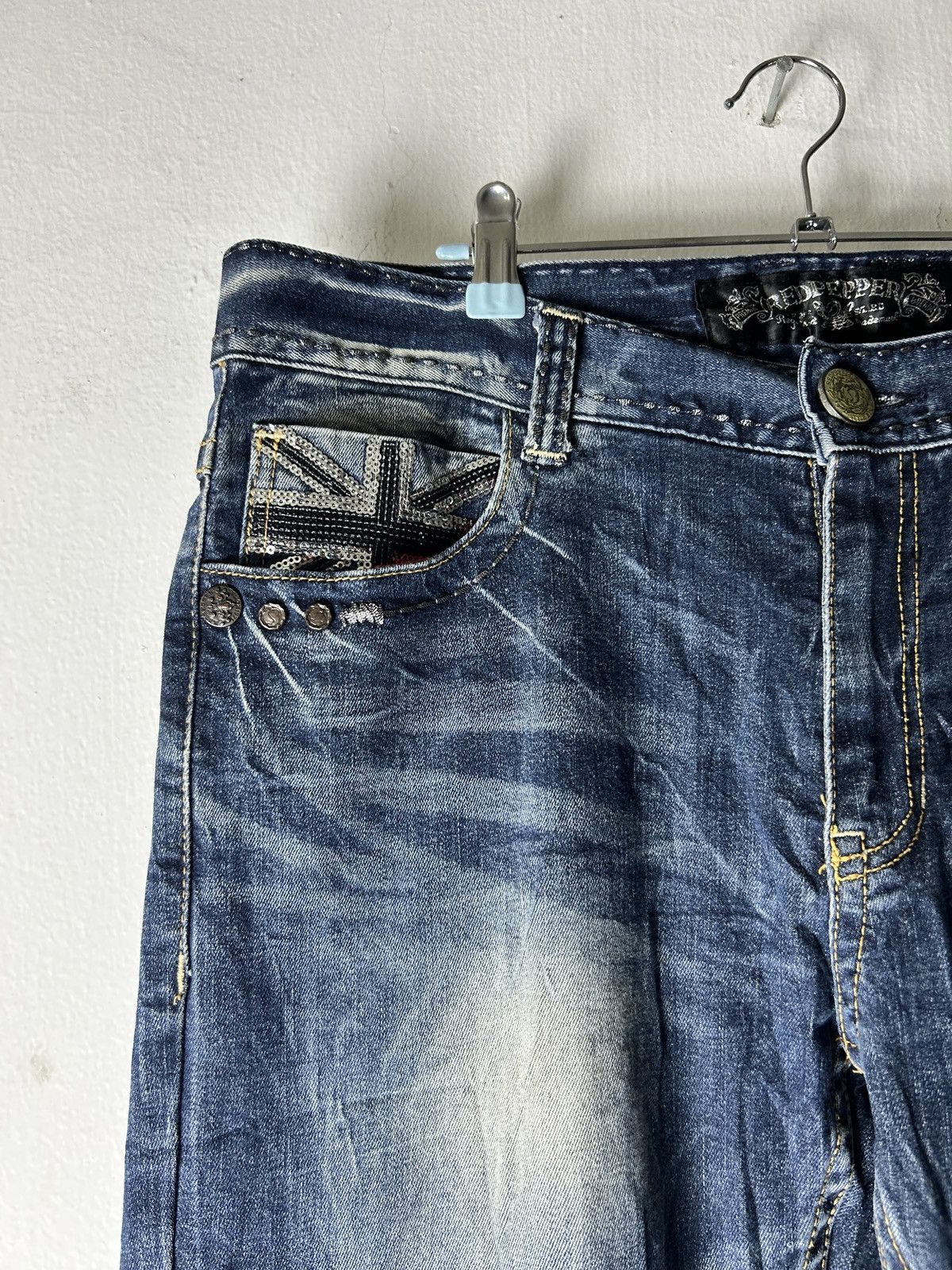 If Six Was Nine Red Pepper Union Jack Punk Flare Jeans Size US 36 / EU 52 - 9 Thumbnail