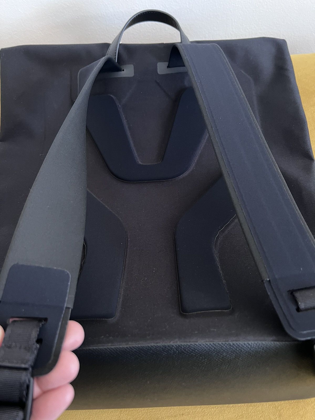 Maison Margiela $1.8K solar-powered device-charging waterproof backpack, IT Size ONE SIZE - 8 Thumbnail