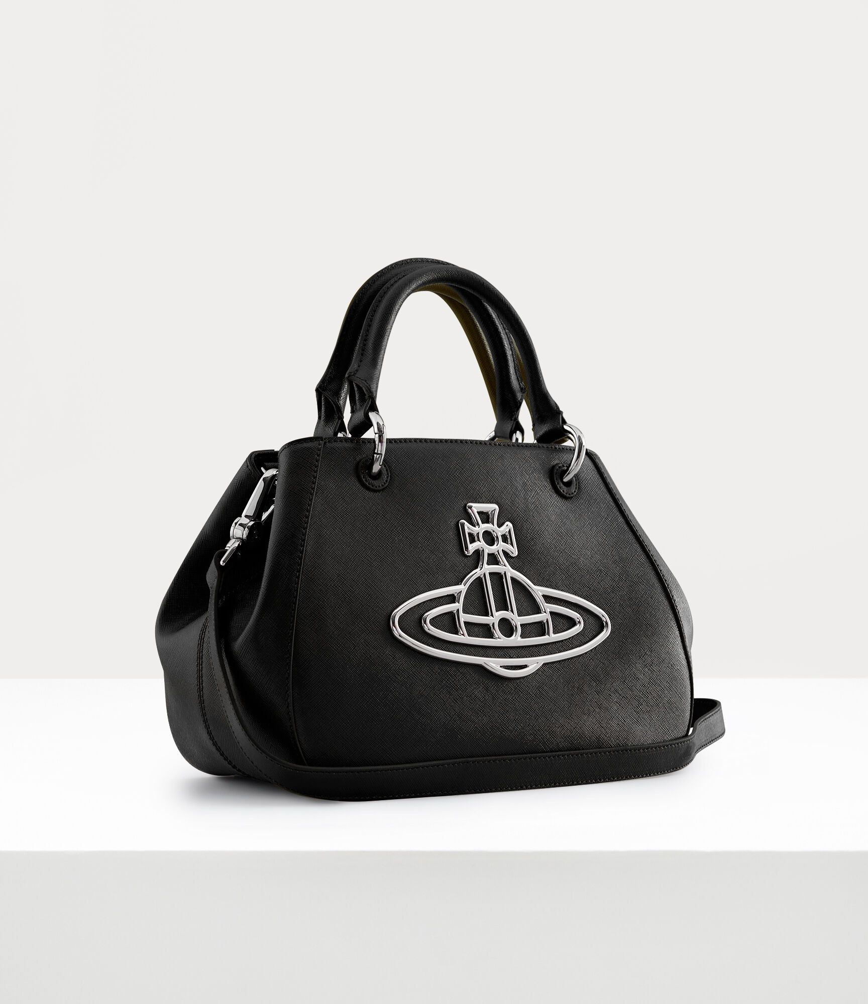 Vivienne Westwood o1f1d3z0825 Size: OS / Judy Shopper Bag in Black Size ONE SIZE - 4 Thumbnail