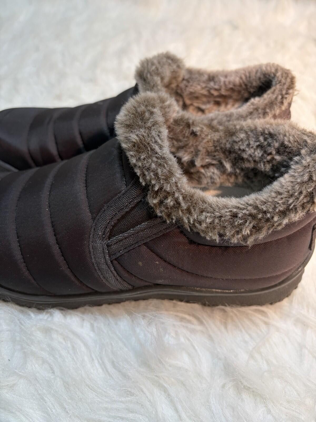 Minnetonka Minnetonka Timpson Tulsa Shoes Women Size 8 Slip On Size US 8 / IT 38 - 2 Thumbnail